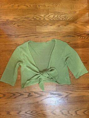 Knit Tie-Front Cropped Cardigan in Green